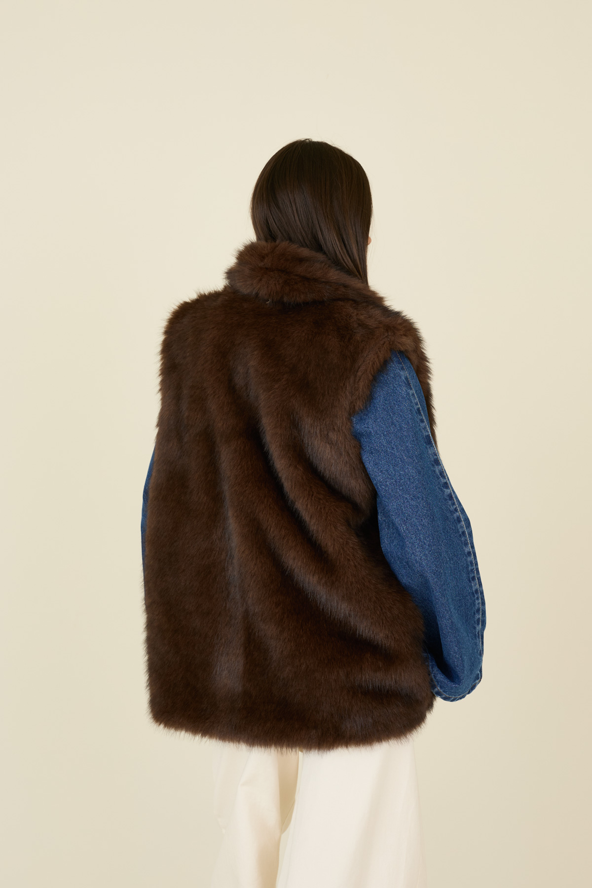 ecopelliccia-con-maniche-denim-f38x0613-34-webf.jpg