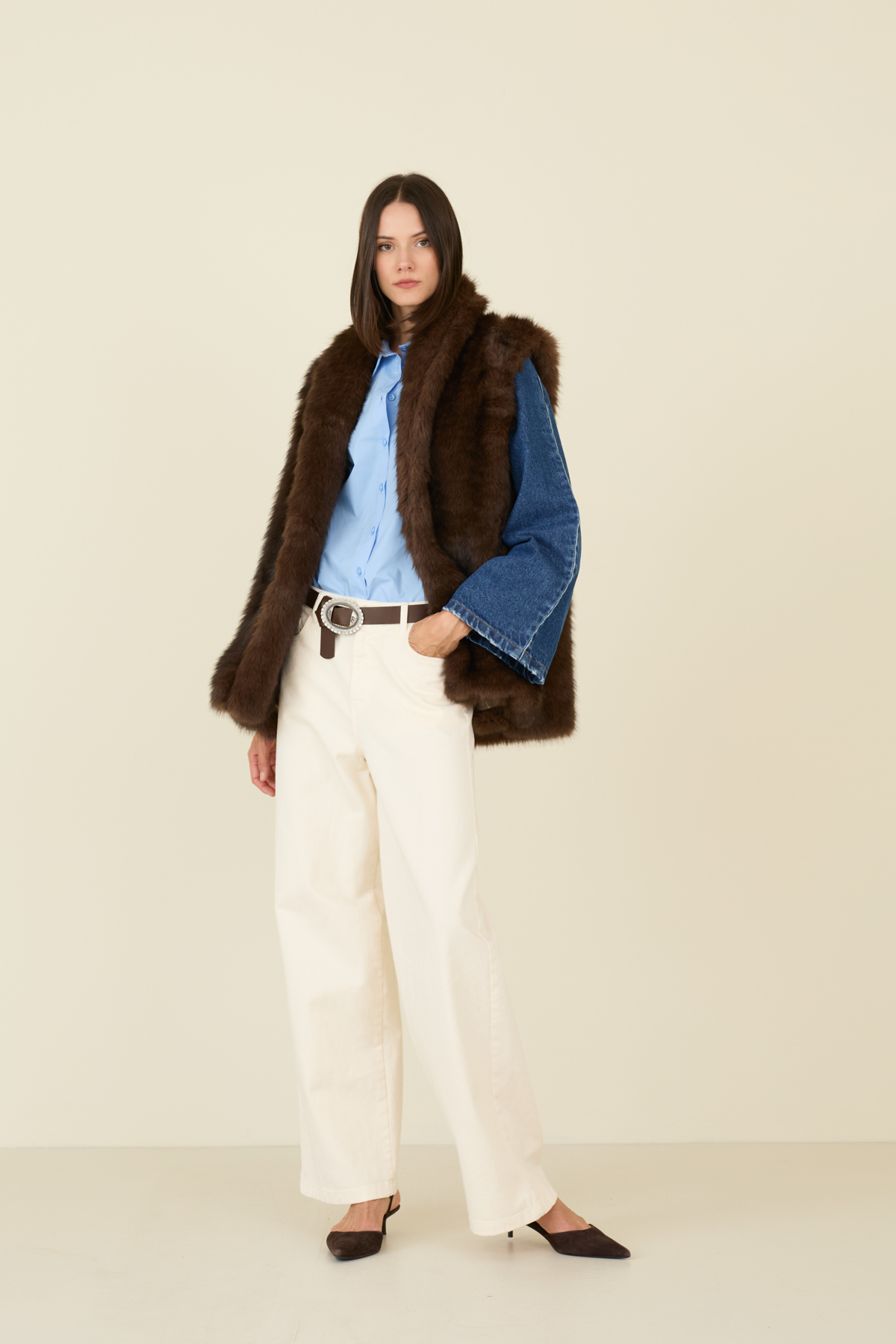 ecopelliccia-con-maniche-denim-f38x0613-34-webl.jpg