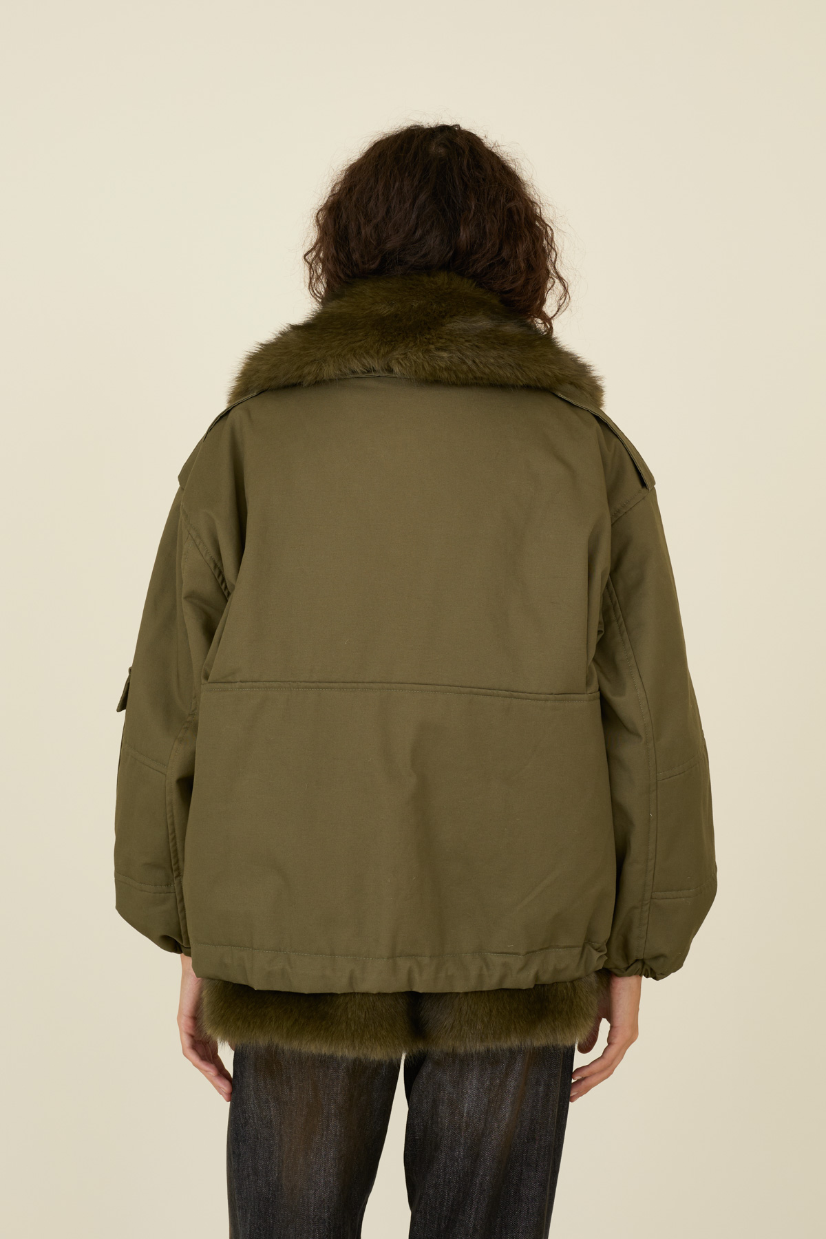 giaccone-con-gilet-in-ecopelliccia-estraibile-m38f0610-14-webl.jpg