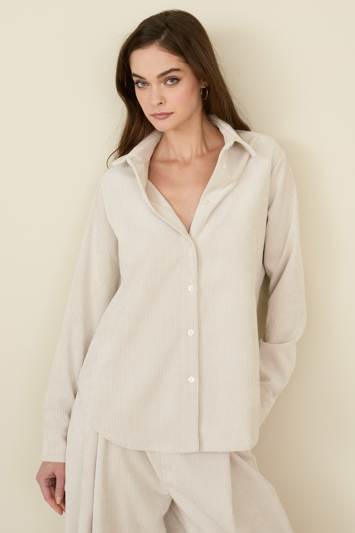 camicia-in-velluto-m38f1564-51-weba.jpg