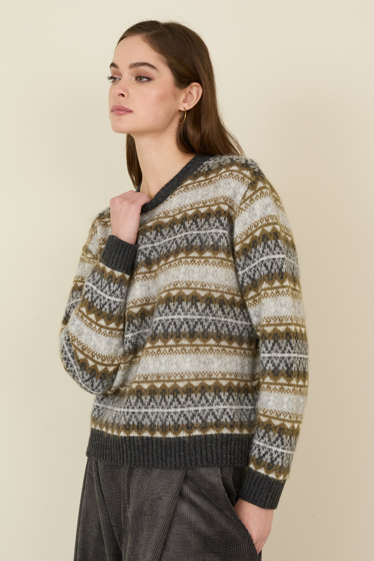 maglia-misto-viscosa-lana-alpaca-e-mohair-z38r1453-130-webout.jpg