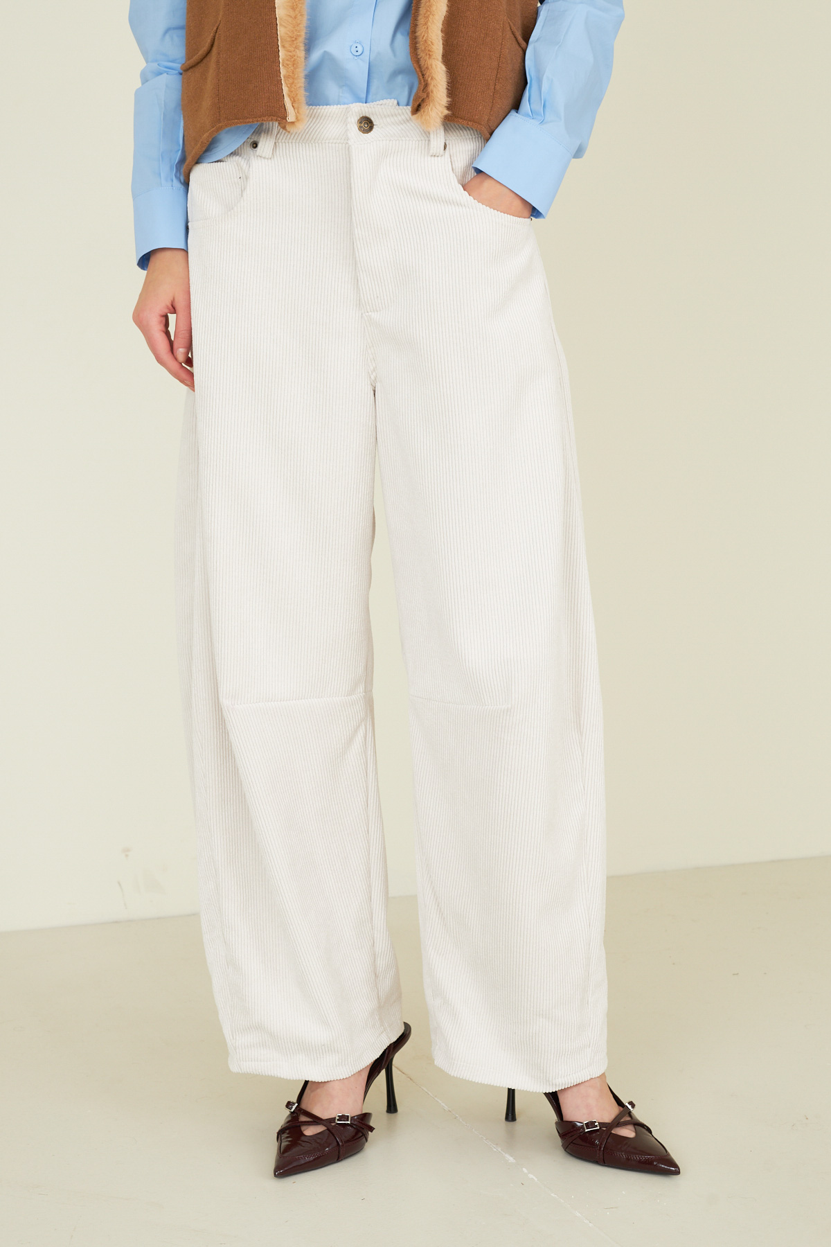 pantalone-gaya-in-velluto-m38f1397-51-weba.jpg