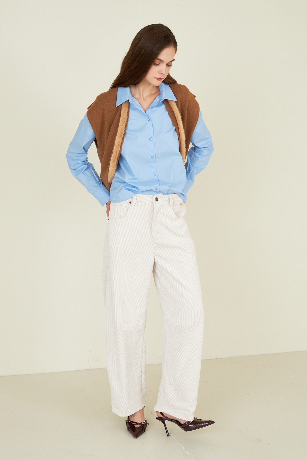 pantalone-gaya-in-velluto-m38f1397-51-webd.jpg