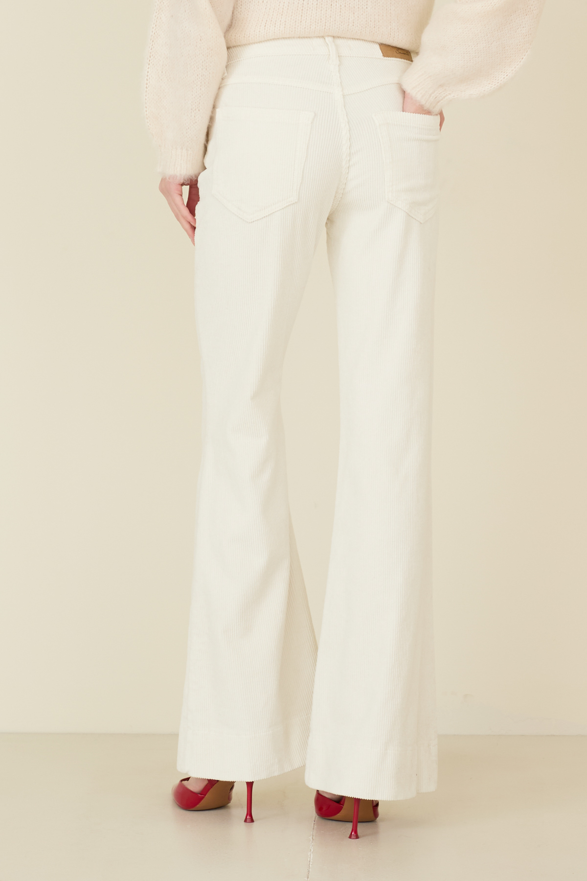 pantalone-in-velluto-a-costine-c38s0668-143-webd.jpg
