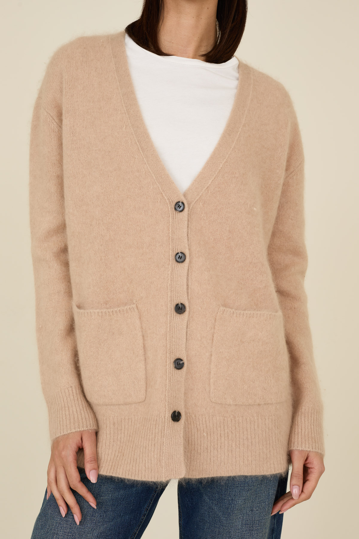 cardigan-in-lana-b38d0419-24-webd.jpg