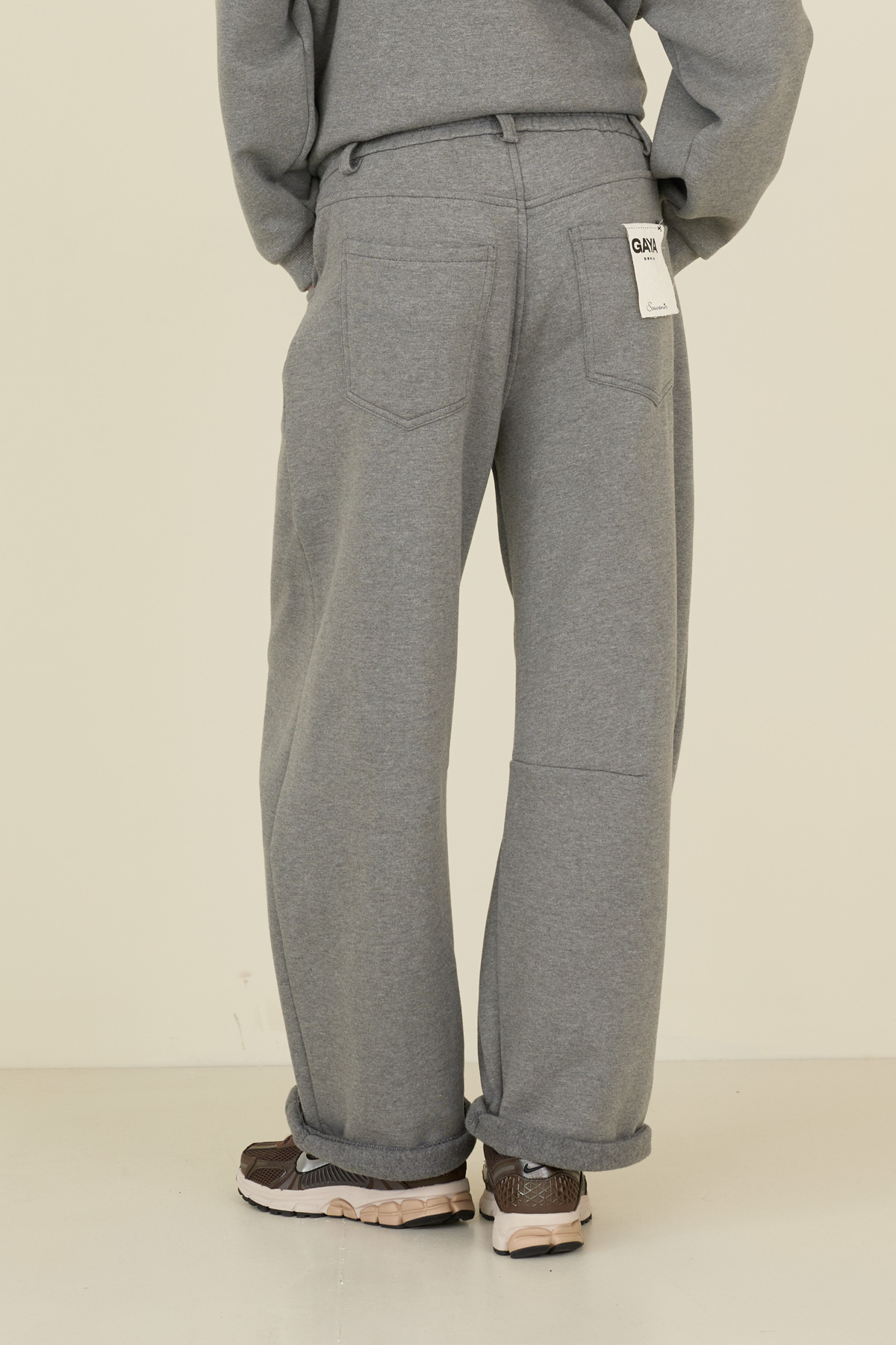 pantalone-in-felpa-gaya-m38f1299-40-webd-1.jpg