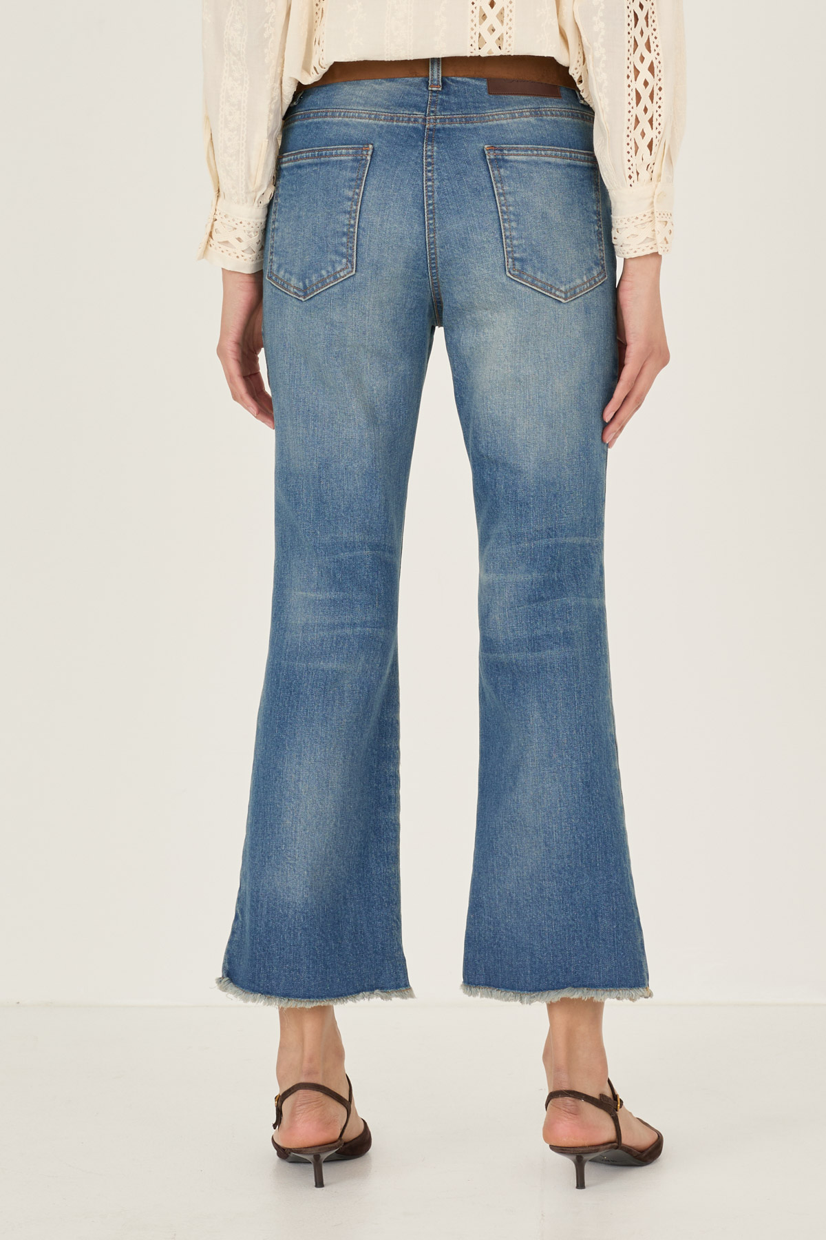 jeans-con-cintura-s39m0689-11-webf.jpg