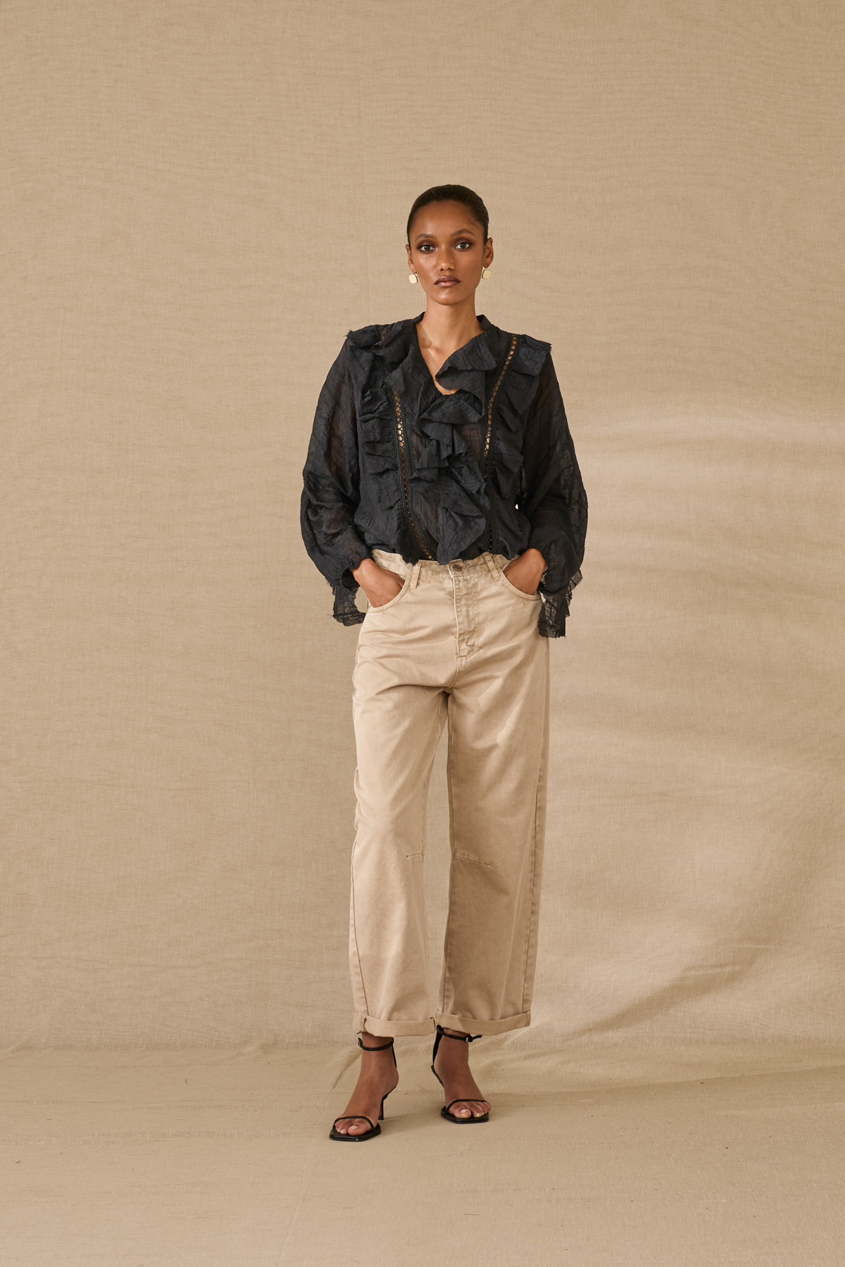 pantalone-a-ferro-di-cavallo-s39m0218-76-weba.jpg