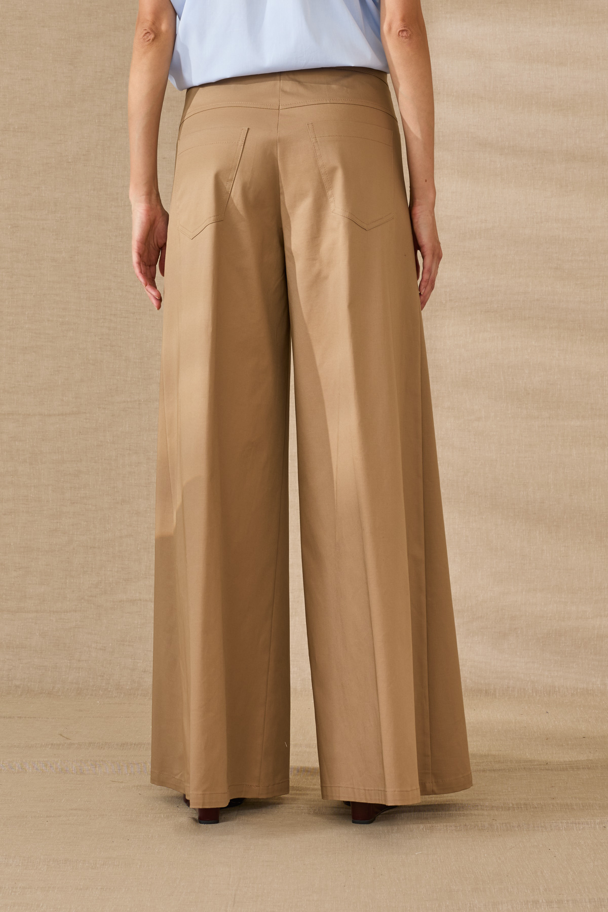 pantalone-gamba-svasata-w39s0259-54-webl.jpg