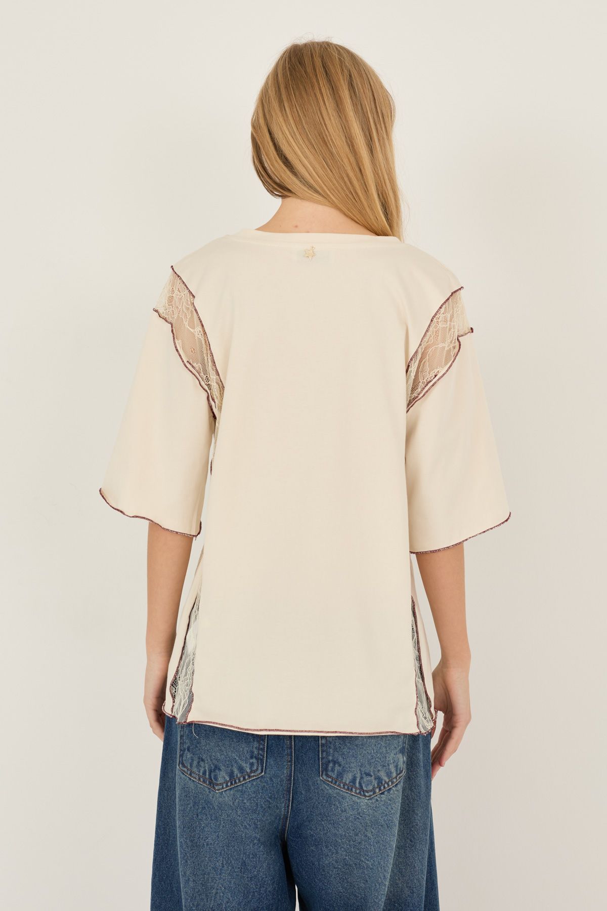 tshirt-con-pizzo-s39m0930-518-webl.jpg