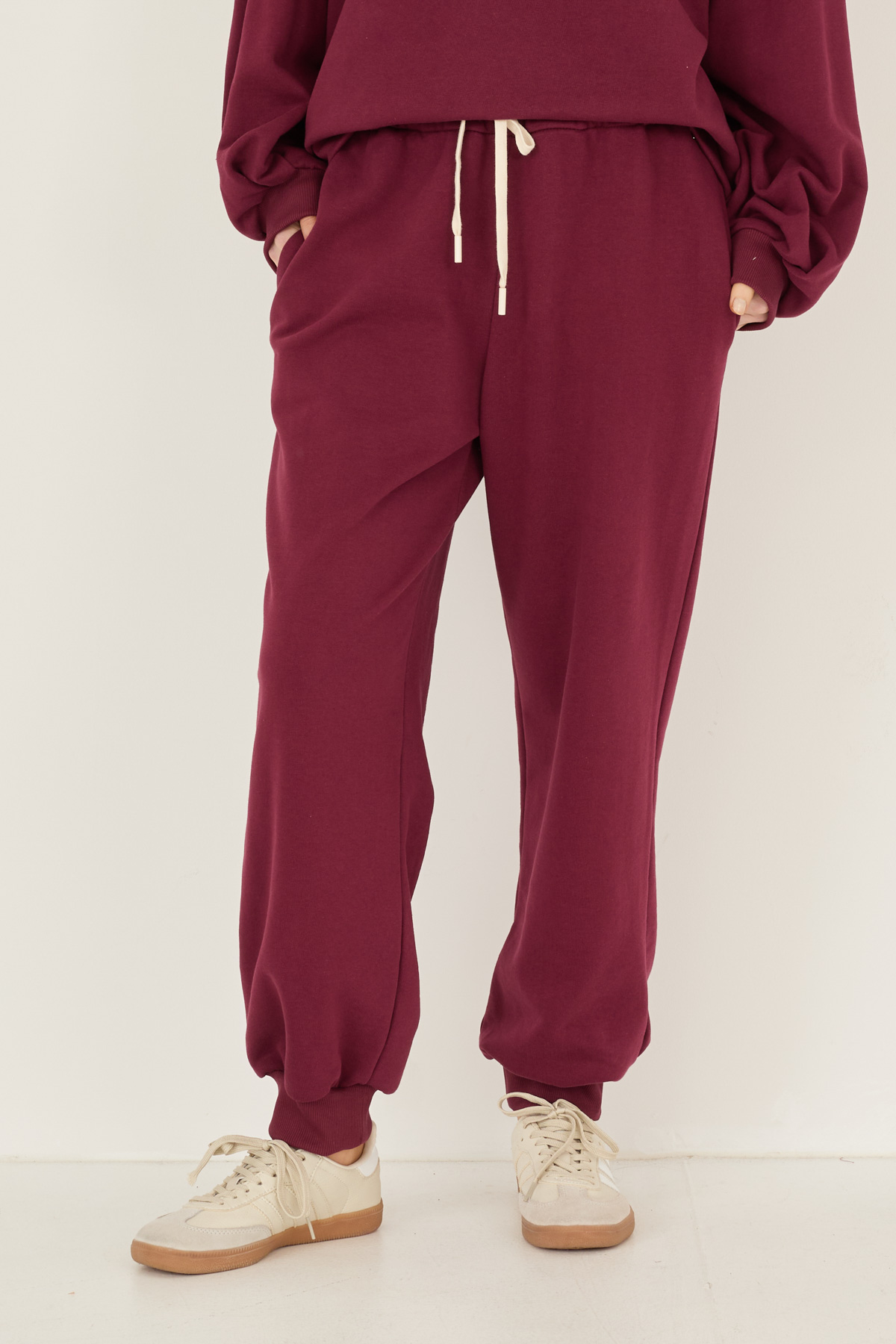 pantalone-in-felpa-m39f1043-20-webout.jpg