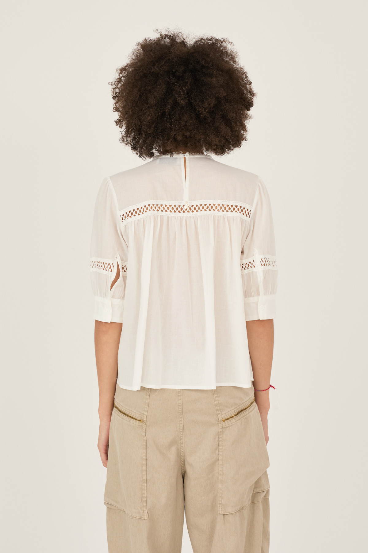 blusa-cotone-in-tessuto-traforato-s39m1277-02-webf.jpg