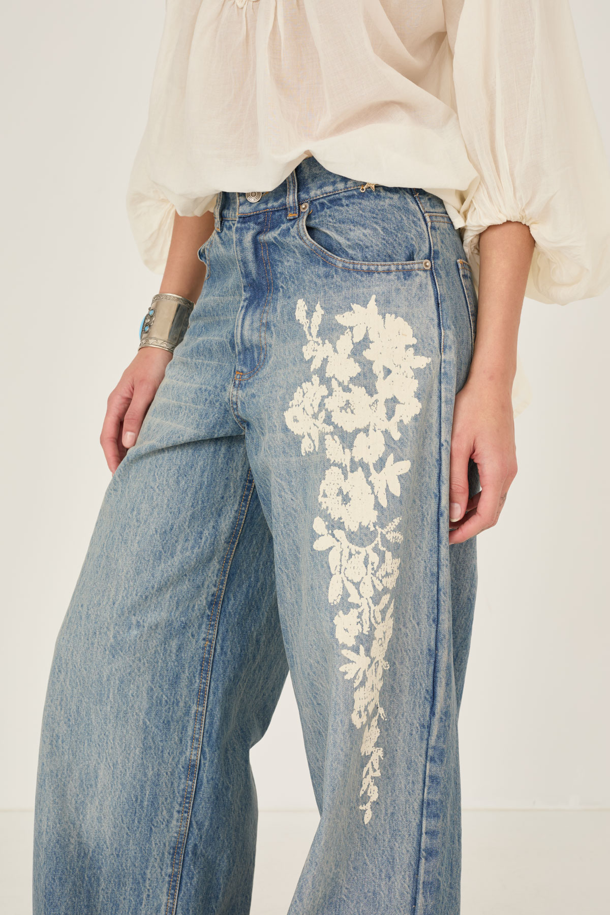denim-con-stampa-floreale-m39f1355-73-webout.jpg