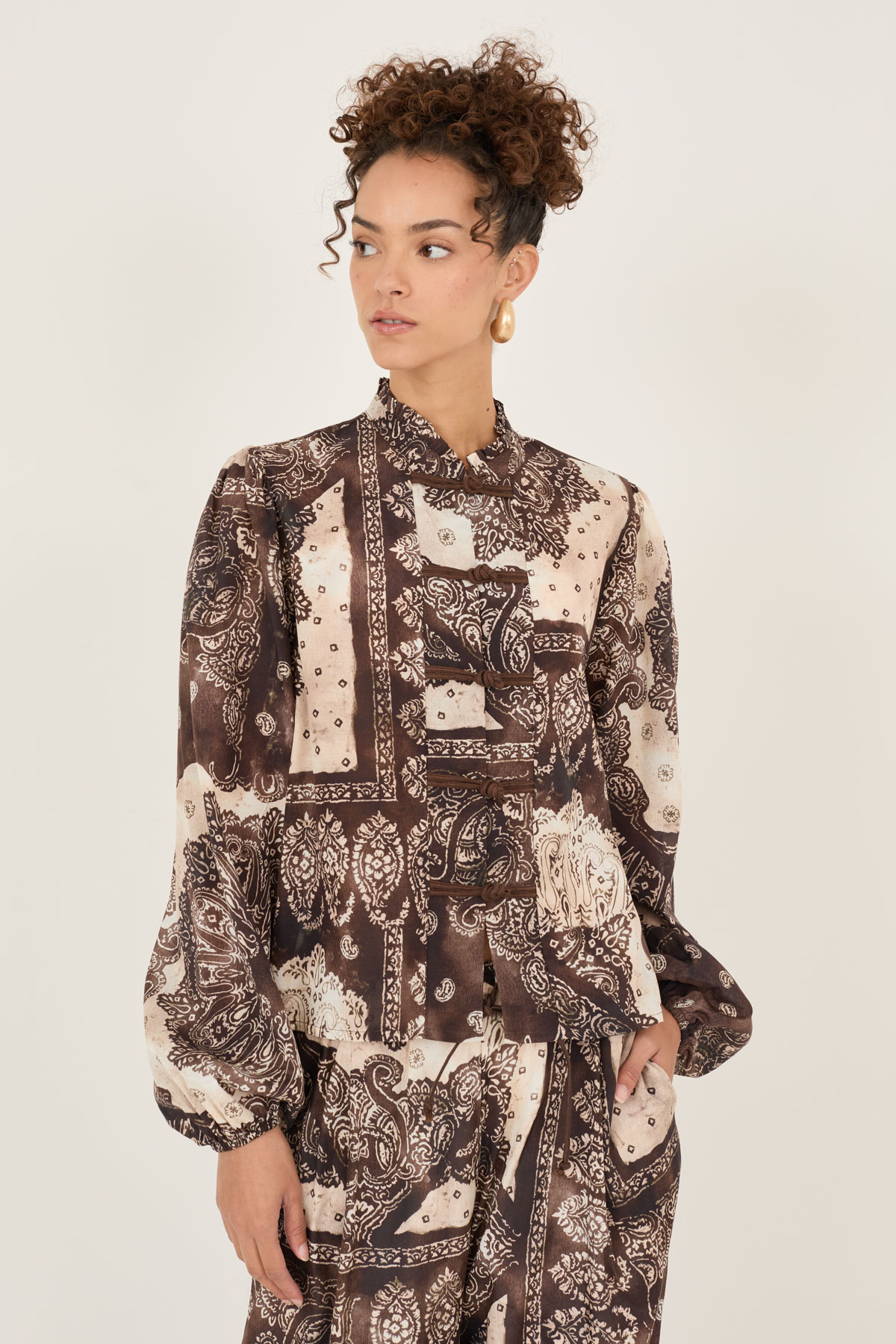 camicia-a-fantasia-in-viscosa-e-cotone-s39m1422-07-webd.jpg