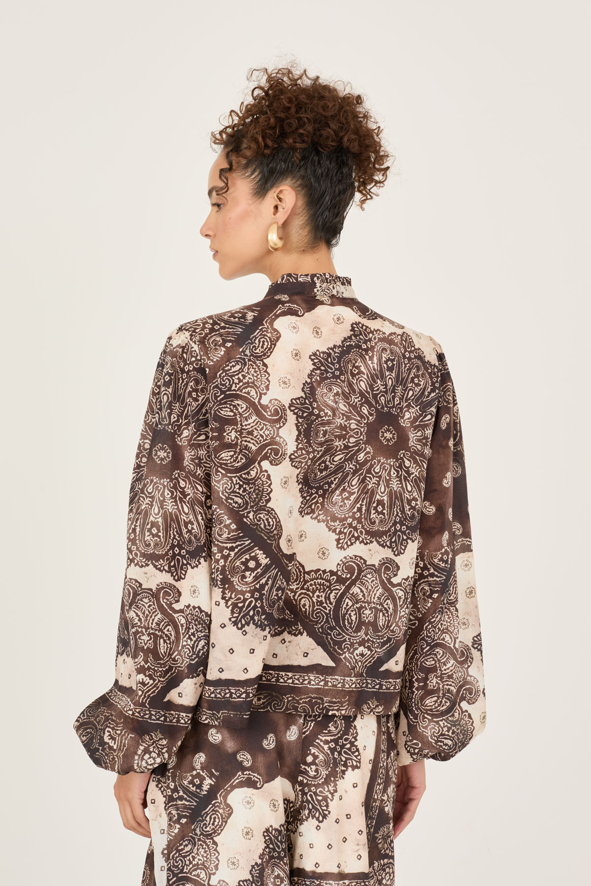 camicia-a-fantasia-in-viscosa-e-cotone-s39m1422-07-webf.jpg