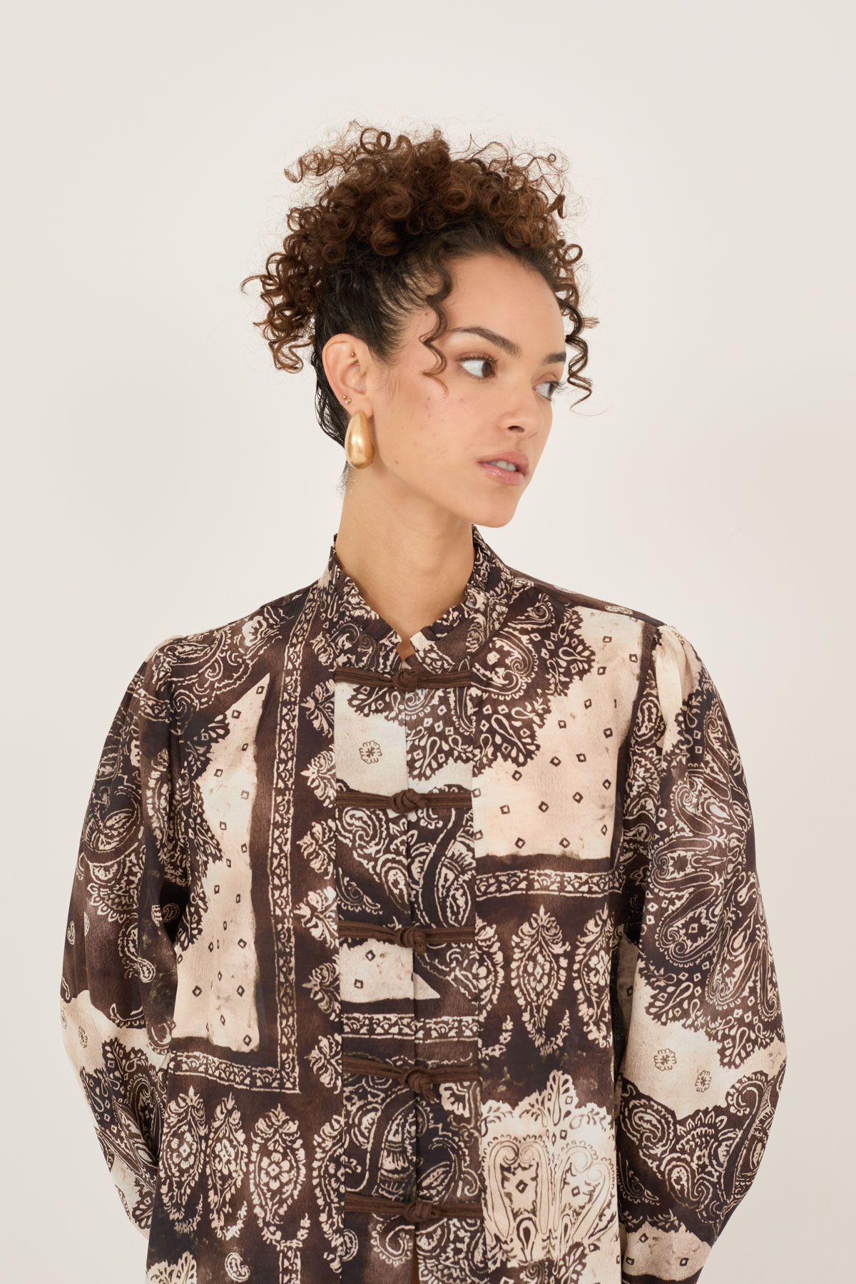 camicia-a-fantasia-in-viscosa-e-cotone-s39m1422-07-webout.jpg
