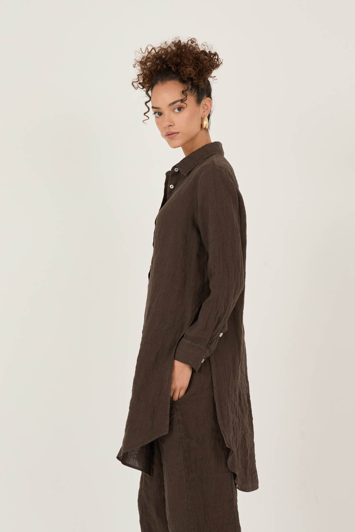 camicia-in-lino-l39y1603-07-webd.jpg