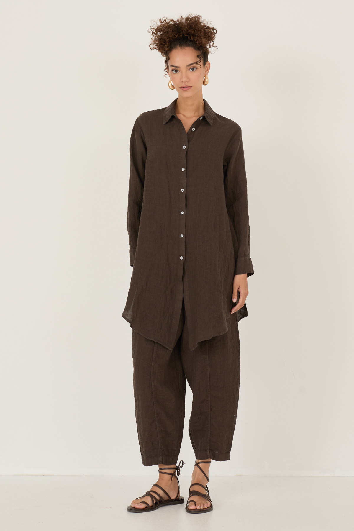 camicia-in-lino-l39y1603-07-webout.jpg