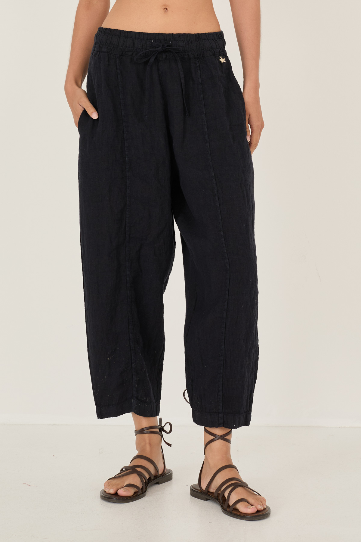 pantalone-leggero-in-lino-l39y1567-73-webout.jpg