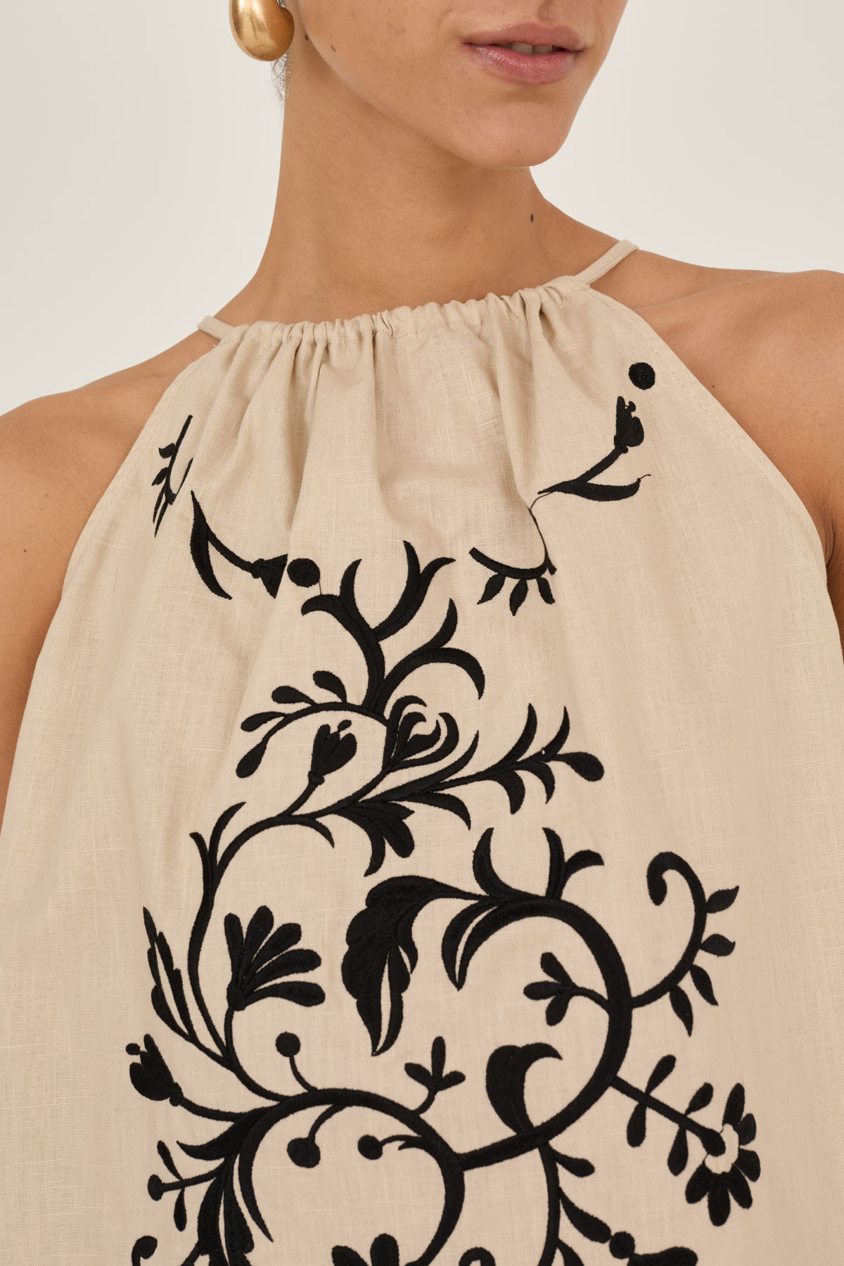top-in-cotone-e-lino-con-ricami-m39f1754-76-webd.jpg