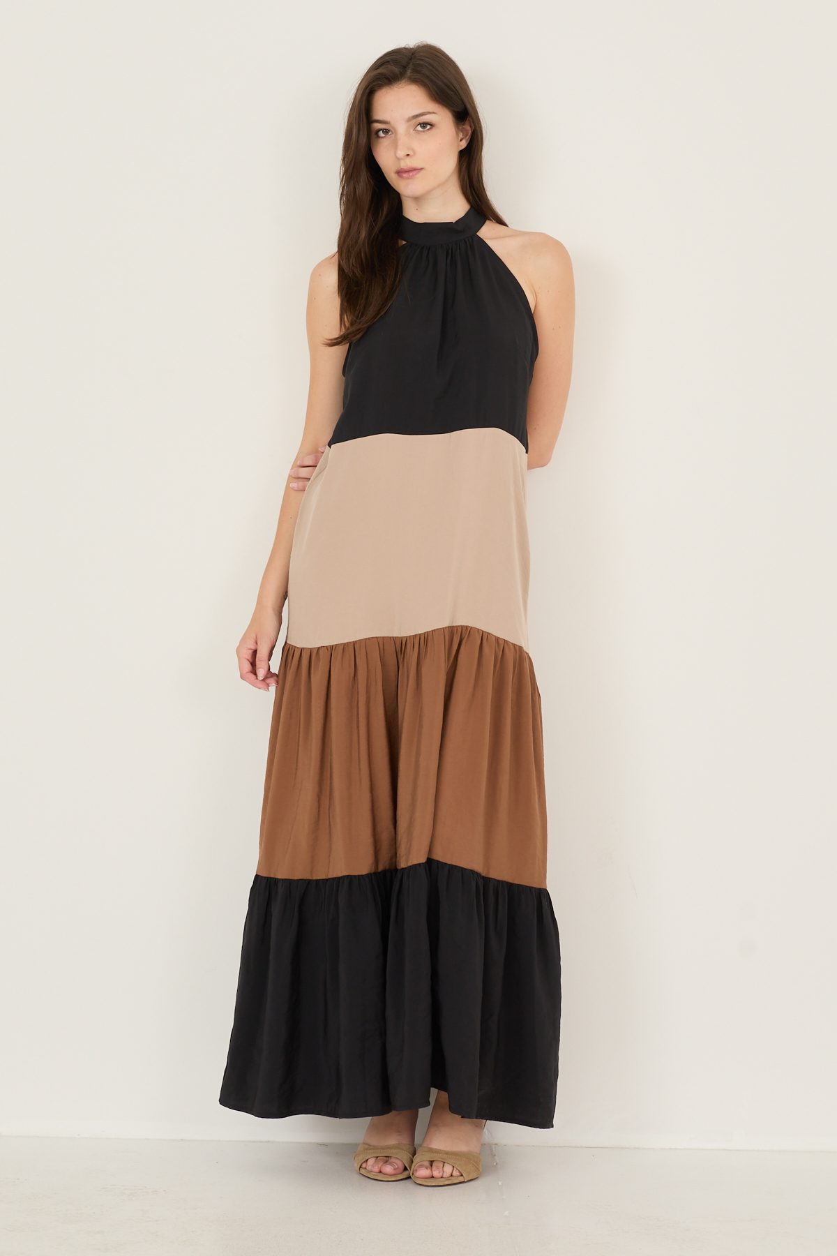 abito-a-balze-s39m1885-01-webd.jpg