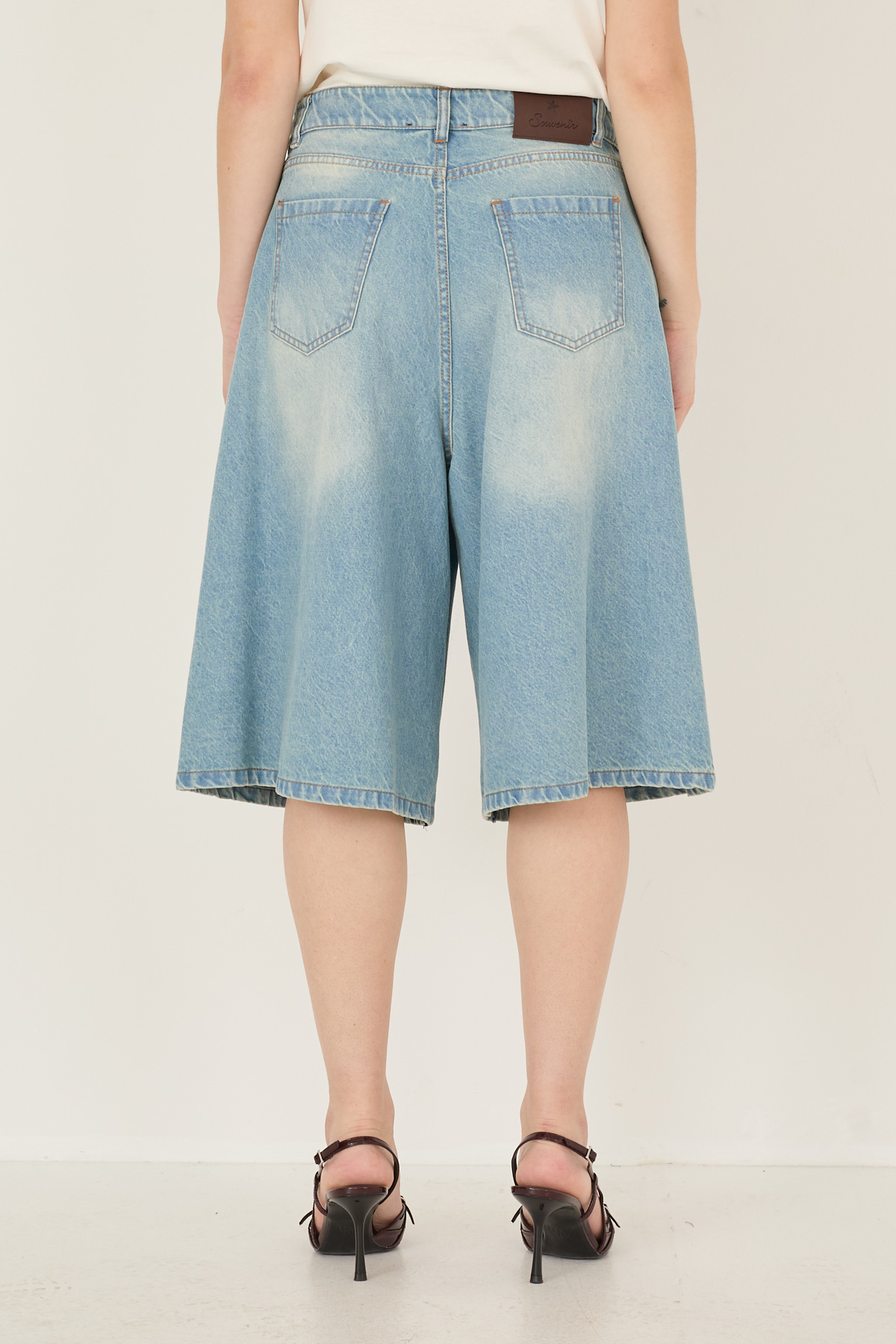 bermuda-in-denim-m39f1653-73-webf.jpg