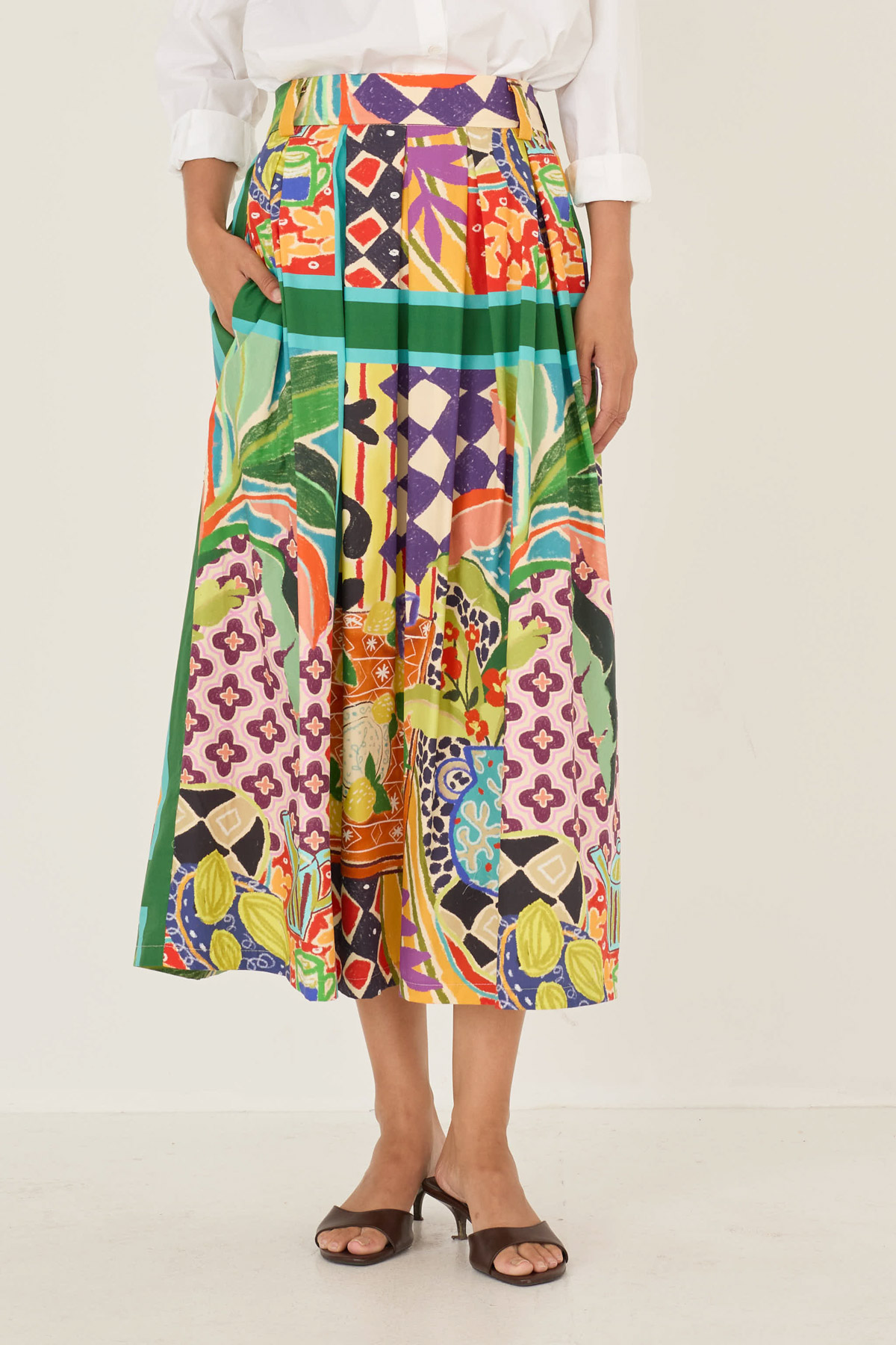 gonna-a-fantasia-m39f1921-132-webout.jpg