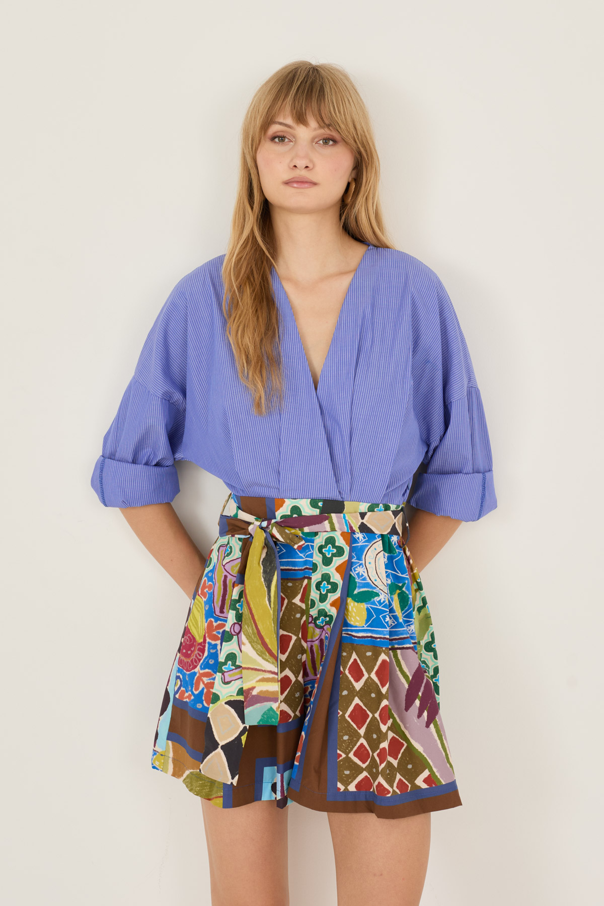 tuta-con-shorts-s39m1984-130-webd.jpg