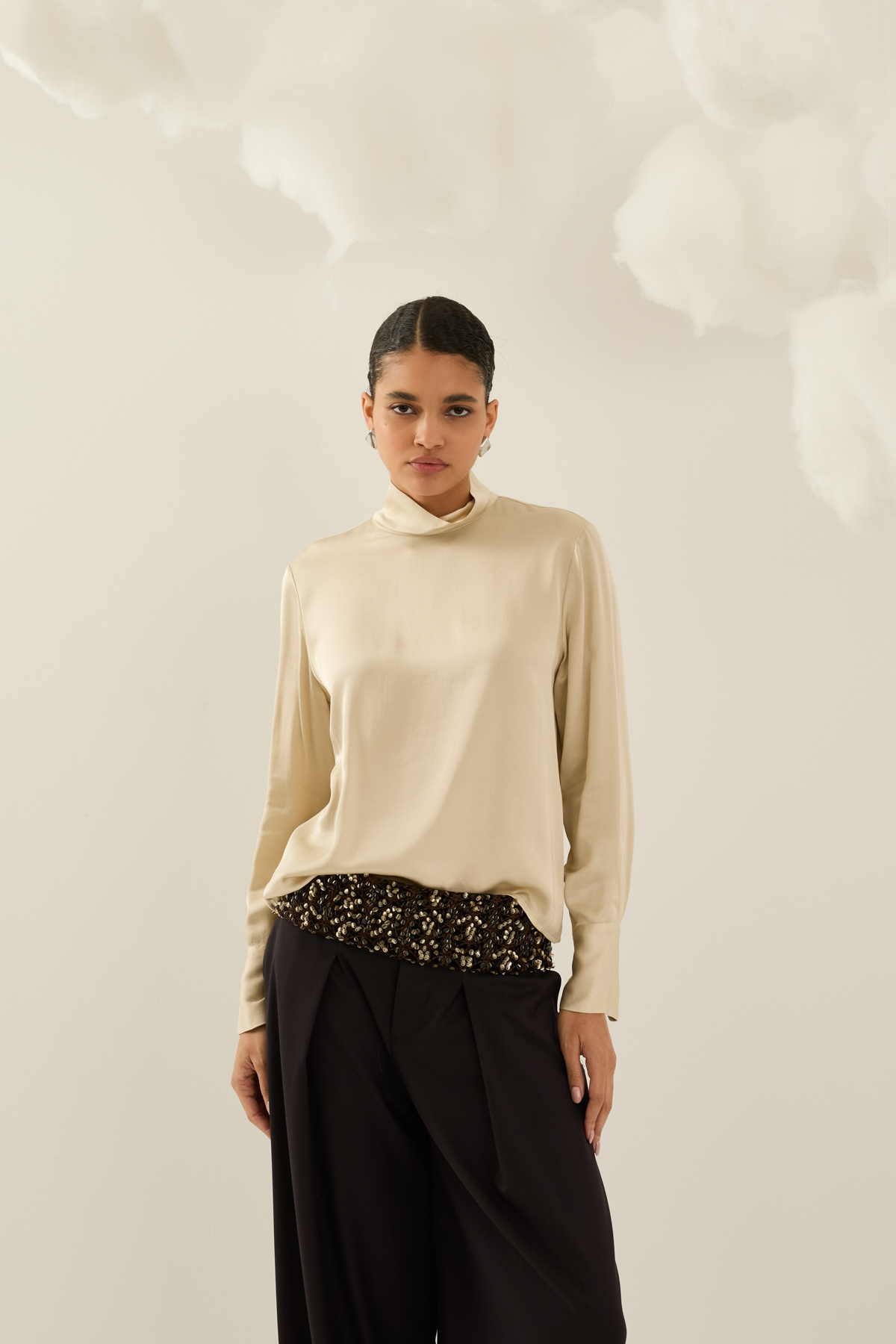 blusa-a-collo-alto-w40f0017-556-webd.jpg