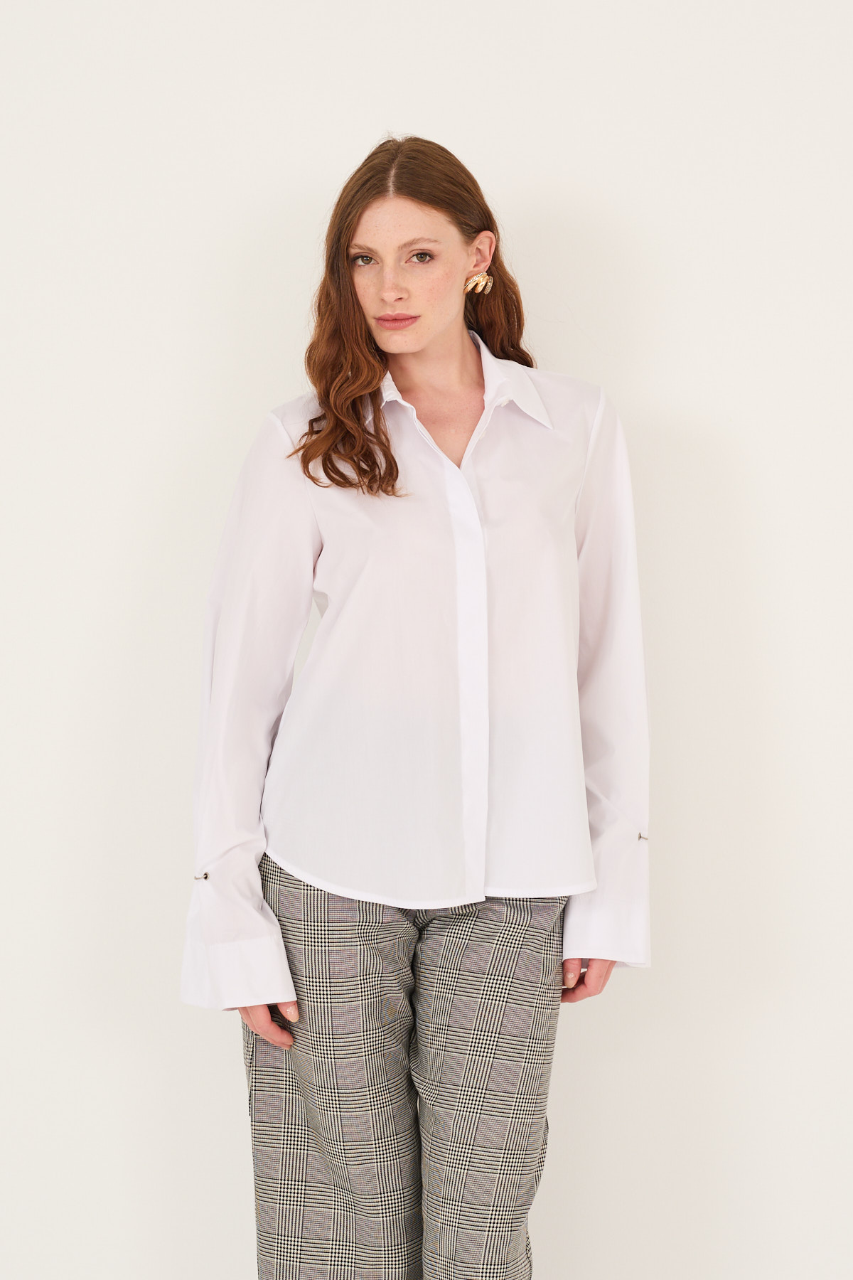 camicia-con-accessorio-m40f0661-02-webd.jpg