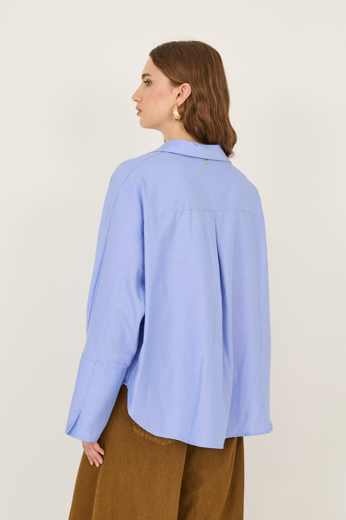 camicia-in-misto-cotone-con-ricamo-amour-d40n0610-86-webf.jpg
