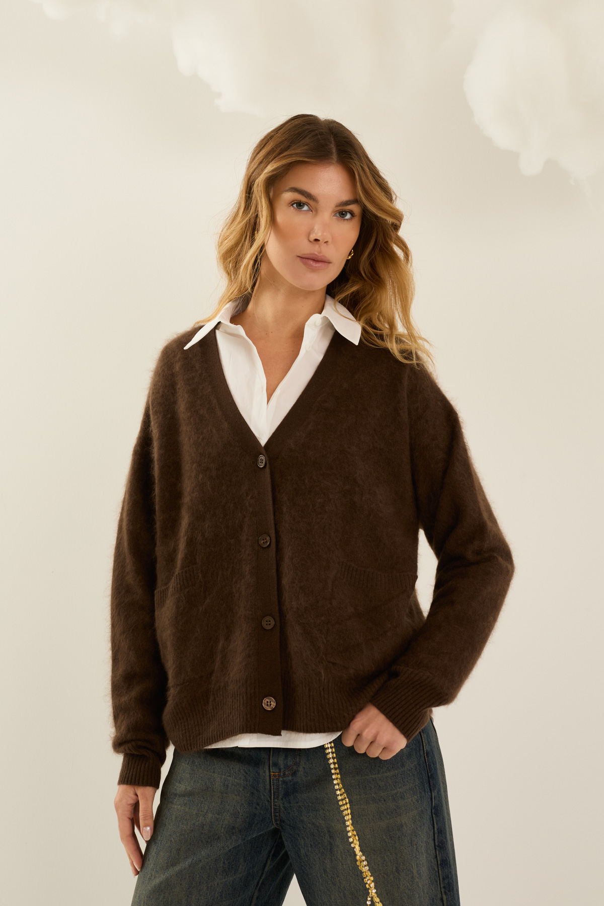 cardigan-morbido-in-lana-e-cachemire-b40d0214-07-webout.jpg