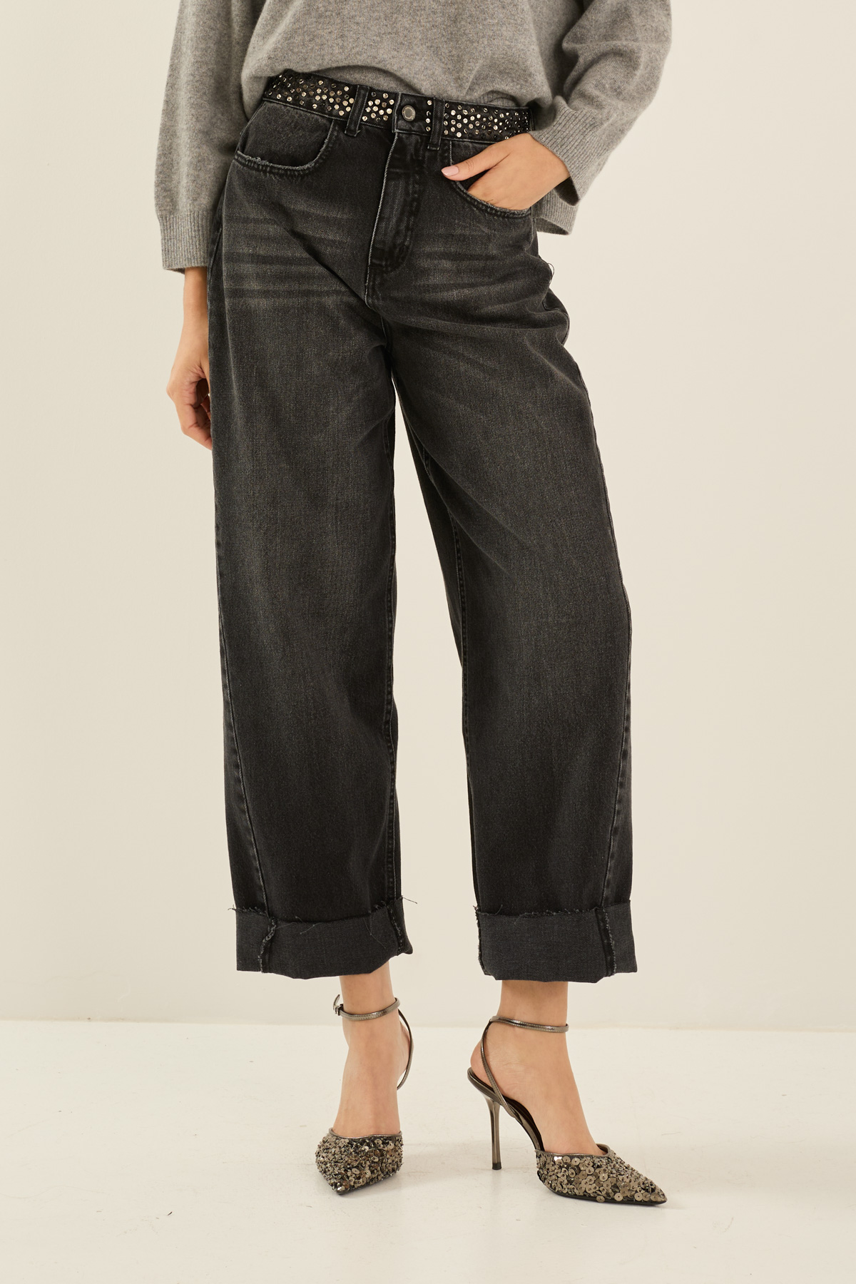 denim-con-dettaglio-borchiette-in-cintura-c40s0046-11-webout.jpg