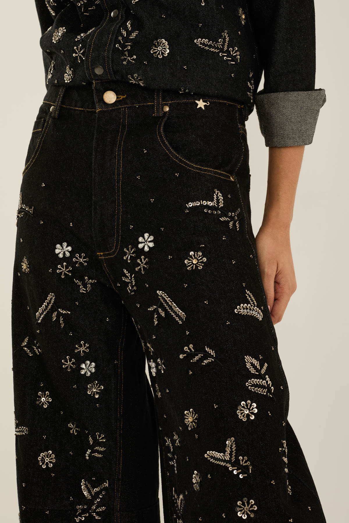 denim-con-strass-x40k0286-11-webf.jpg