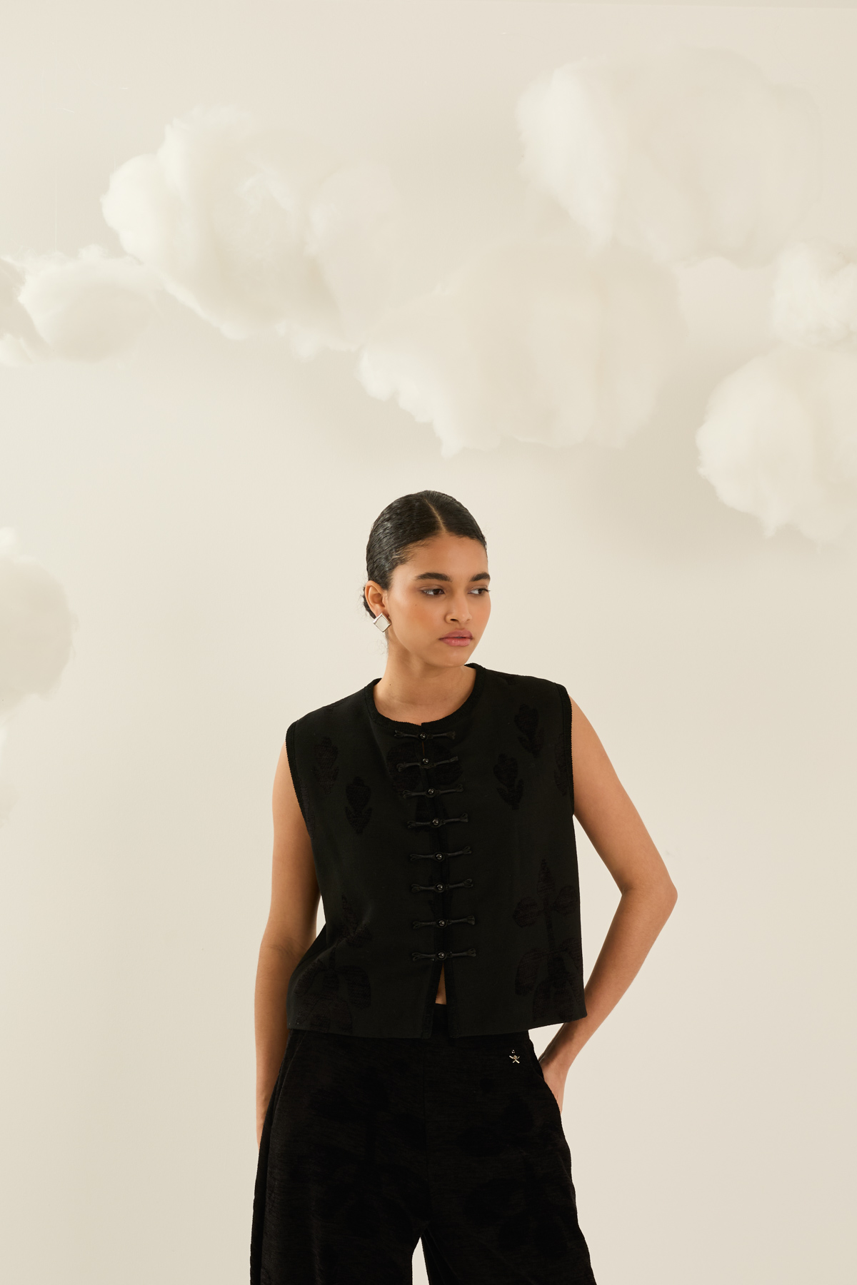 gilet-jaquard-f40x0241-01-webd.jpg