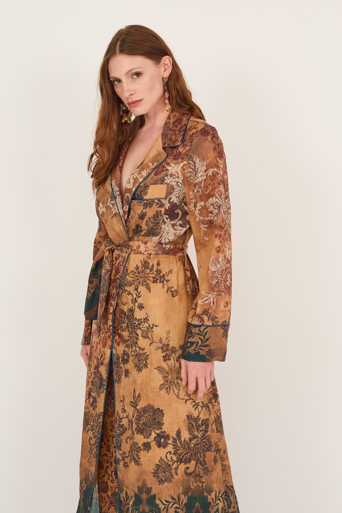 kimono-a-fantasia-d40n0682-132-webout.jpg