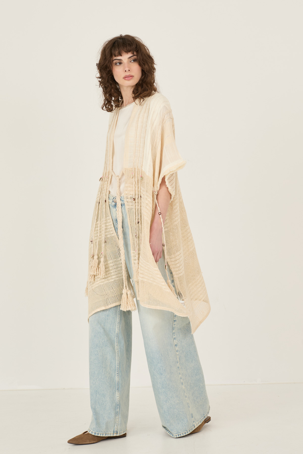 kimono-in-tessuto-lavorato-con-applicazione-perline-a39p1166-205-webf.jpg