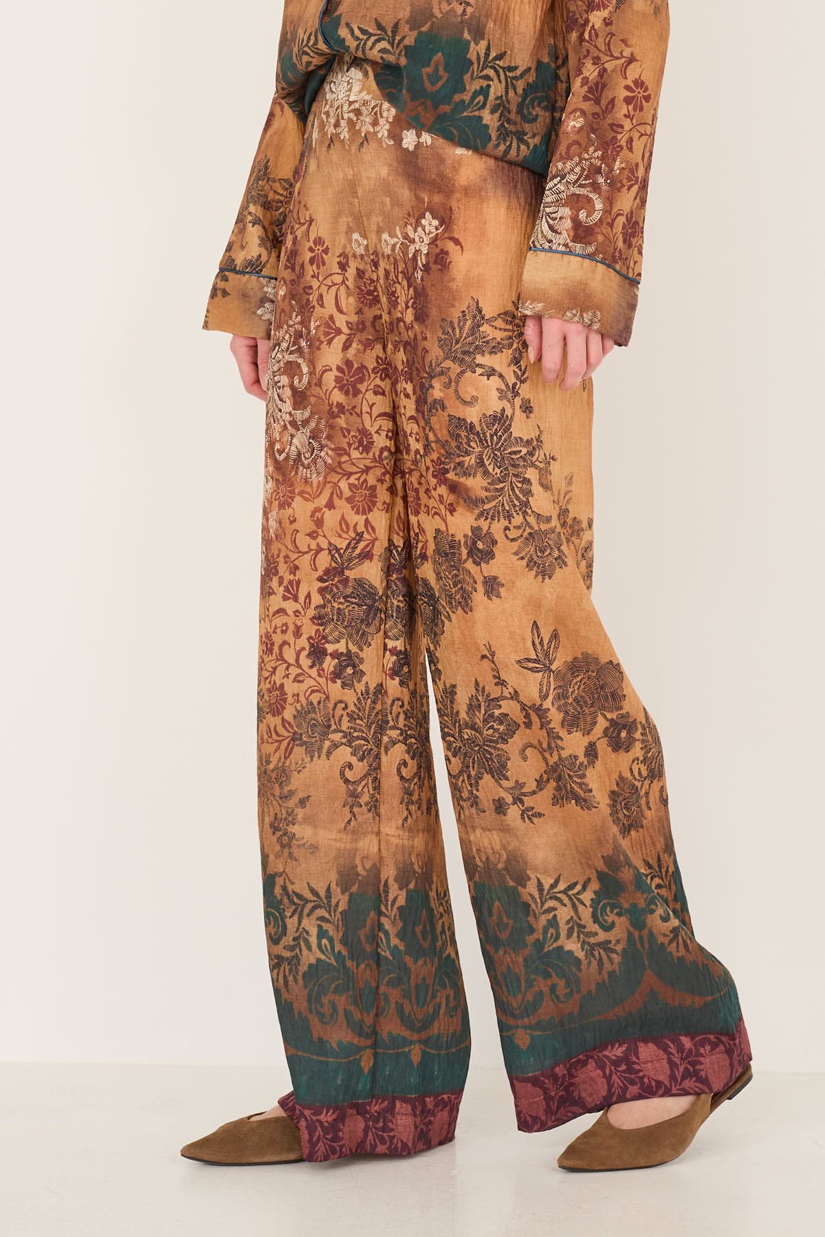 pantalone-a-fantasia-d40n0683-132-webout.jpg