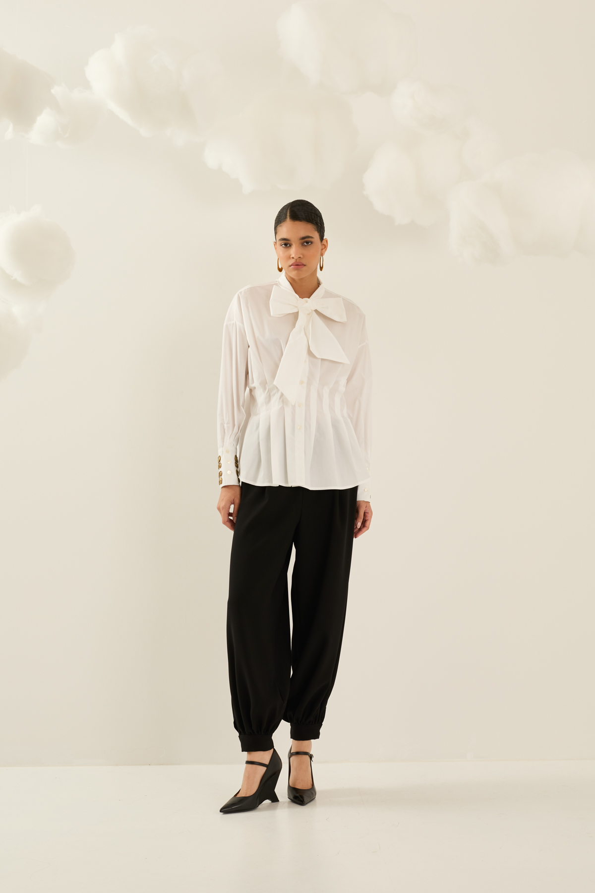 pantalone-con-polsino-alla-caviglia-m40f0133-01-weba.jpg