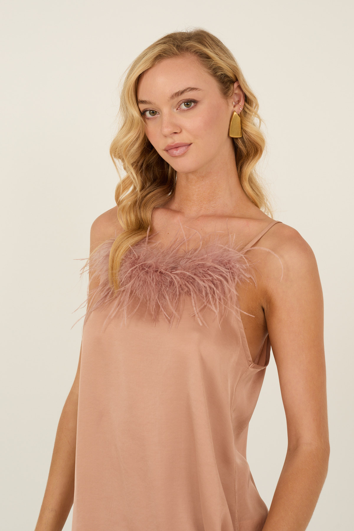 top-con-piume-w40f0547-29-webd.jpg