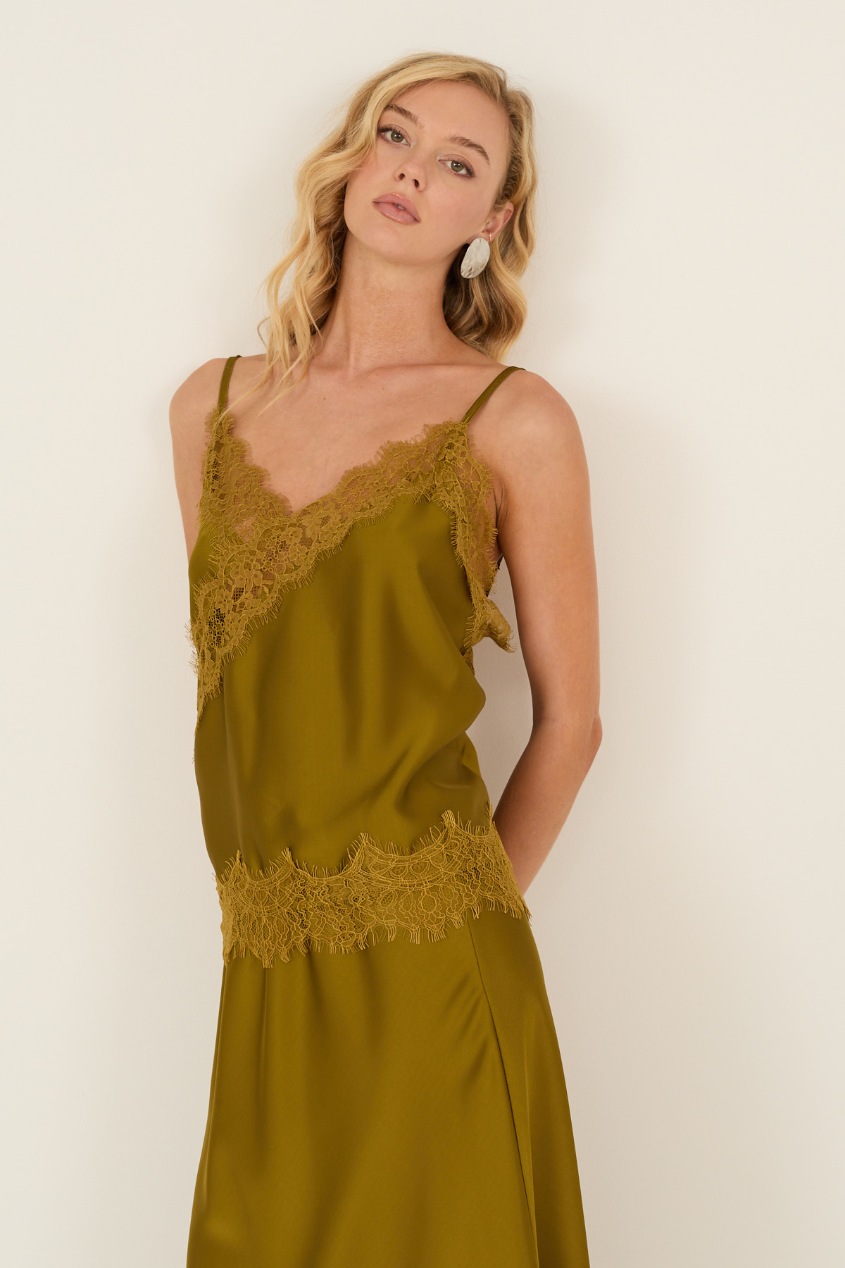 top-in-raso-d40n0612-354-webout.jpg