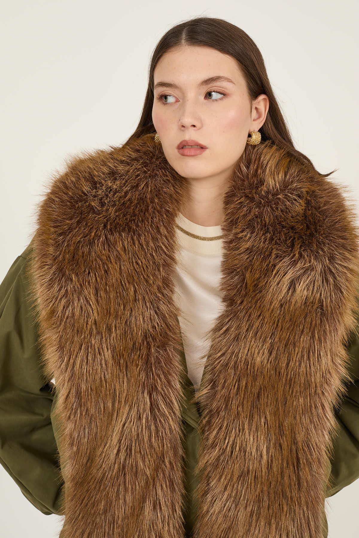 bomber-con-pelliccia-sintetica-m40f0875-14-webl.jpg