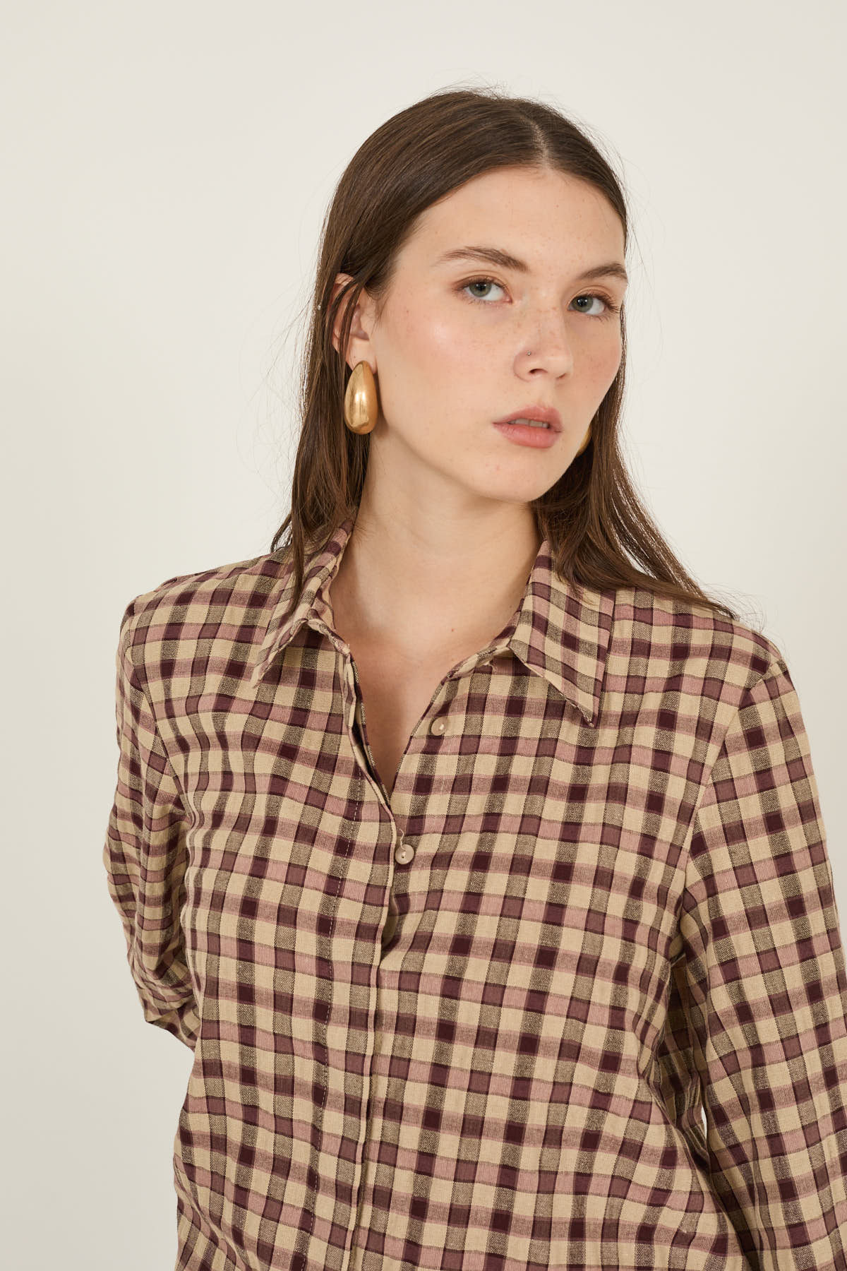 camicia-a-quadretti-in-cotone-e-viscosa-m40f0806-107-webf.jpg