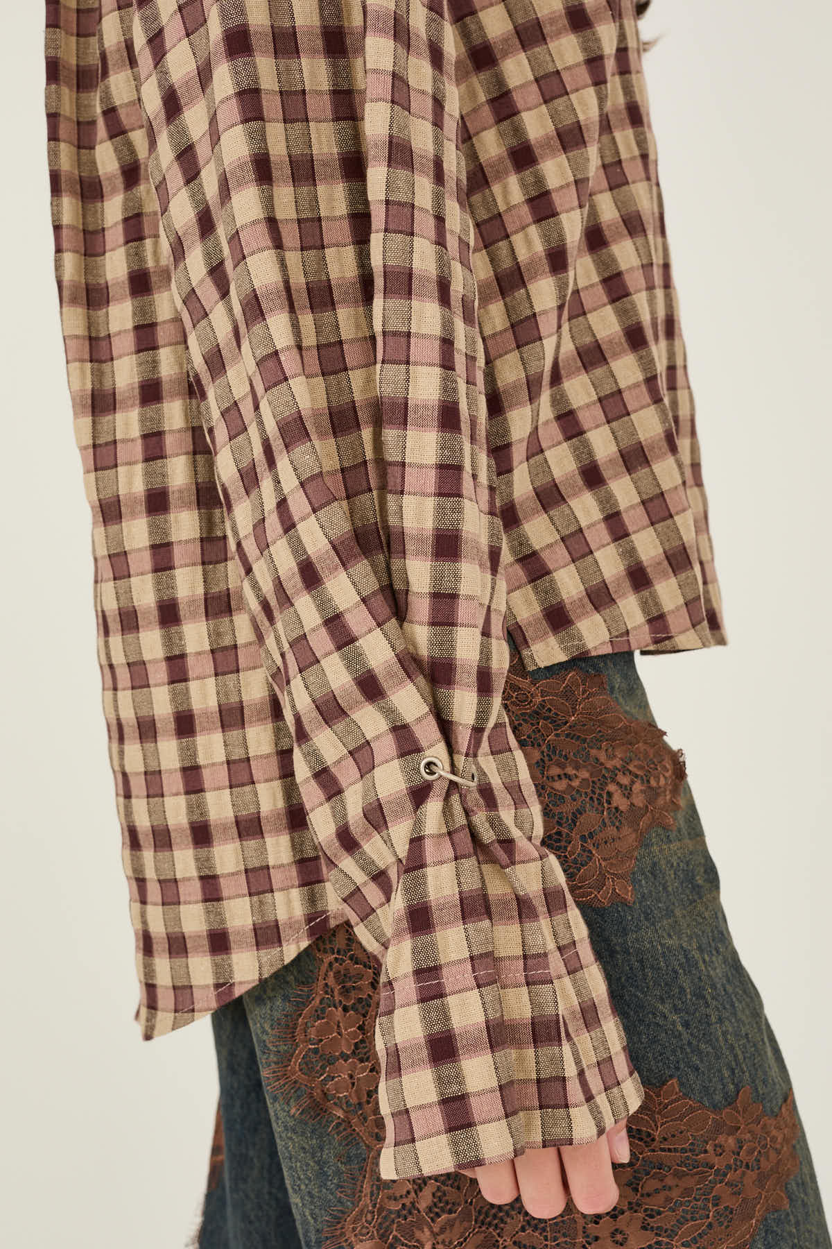 camicia-a-quadretti-in-cotone-e-viscosa-m40f0806-107-webout.jpg