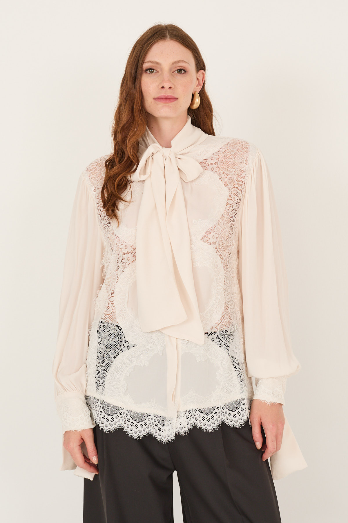 camicia-con-fiocco-m40f0604-74-webf.jpg