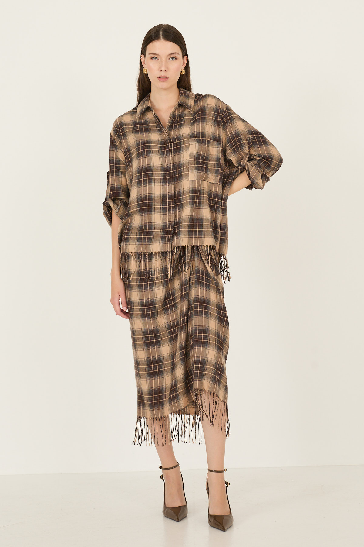 camicia-con-frange-m40f0862-167-webl.jpg