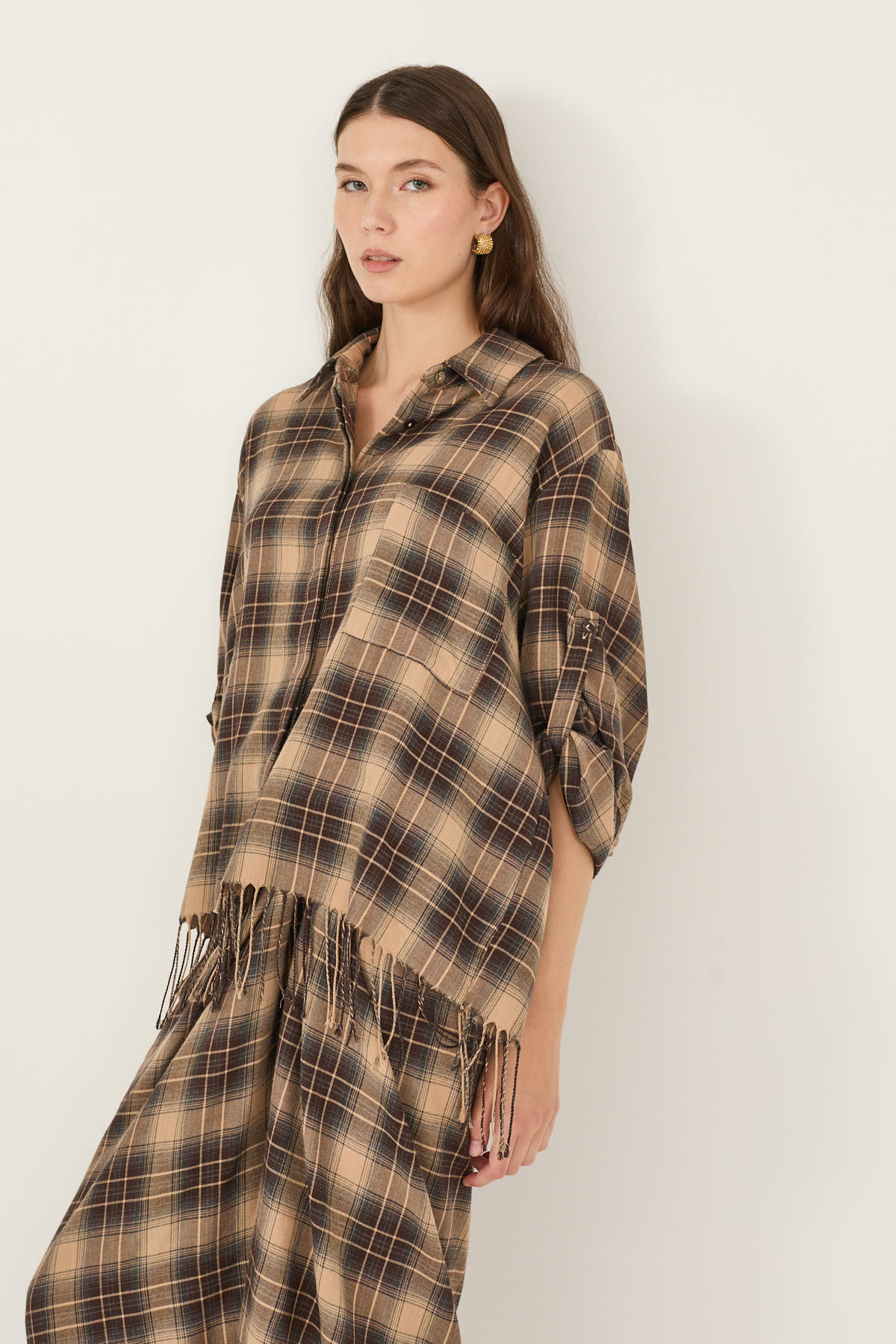 camicia-con-frange-m40f0862-167-webout.jpg