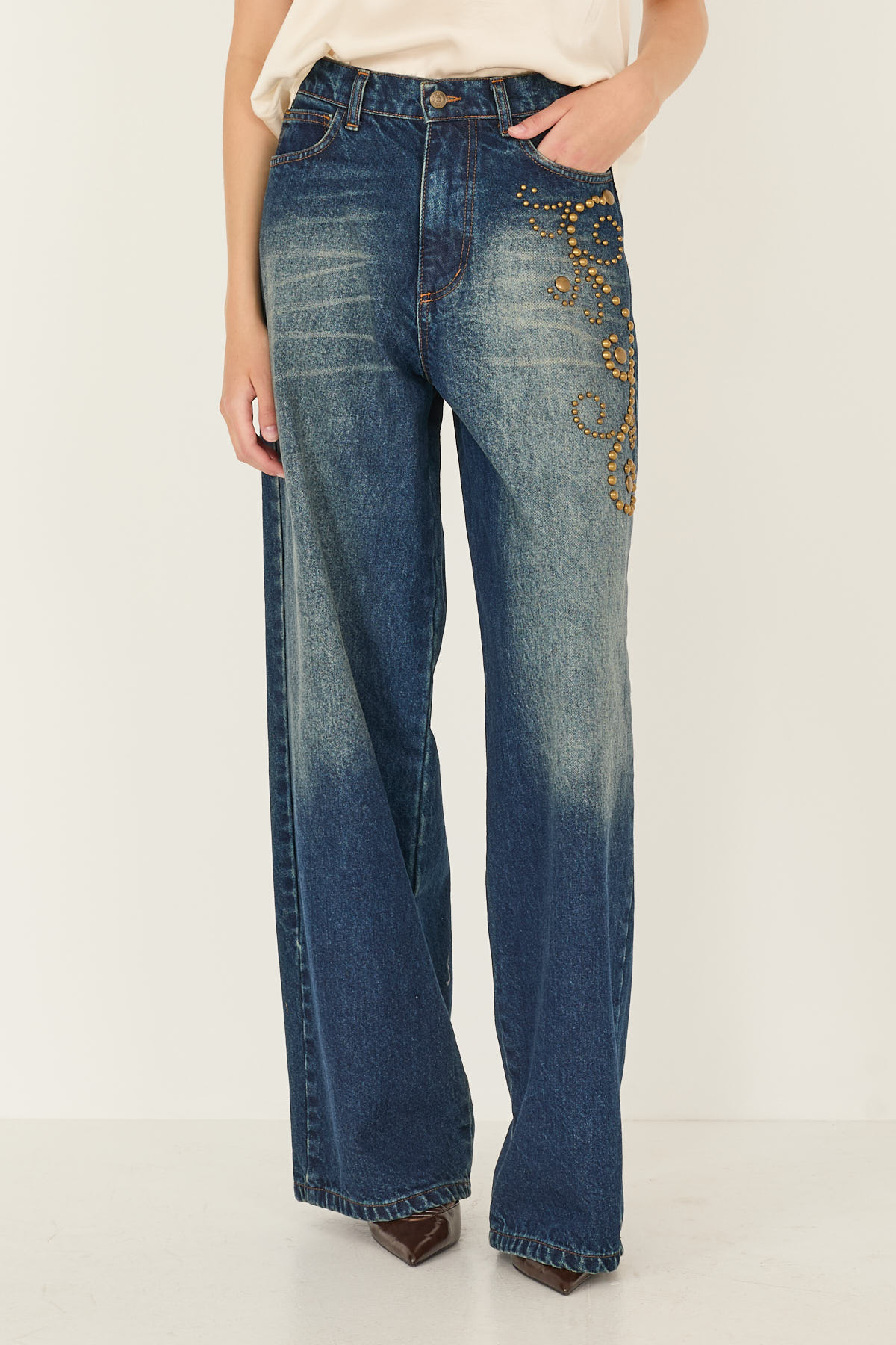 denim-con-borchie-s40m0736-11-webf.jpg