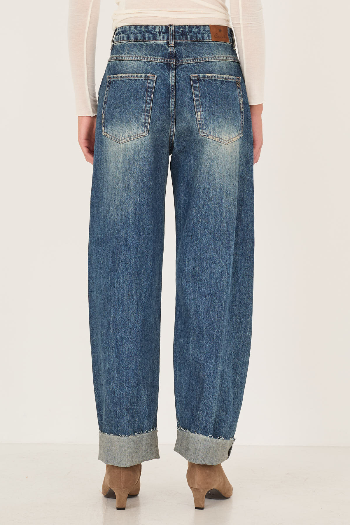 denim-con-risvolto-alla-caviglia-c40s0498-11-webf.jpg