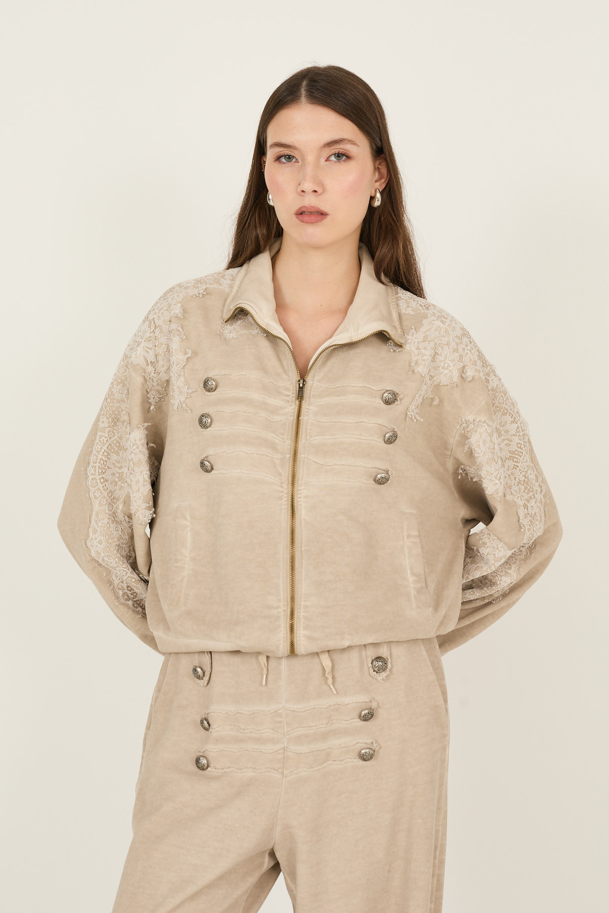 felpa-con-alamari-s40m0946-10-webd.jpg
